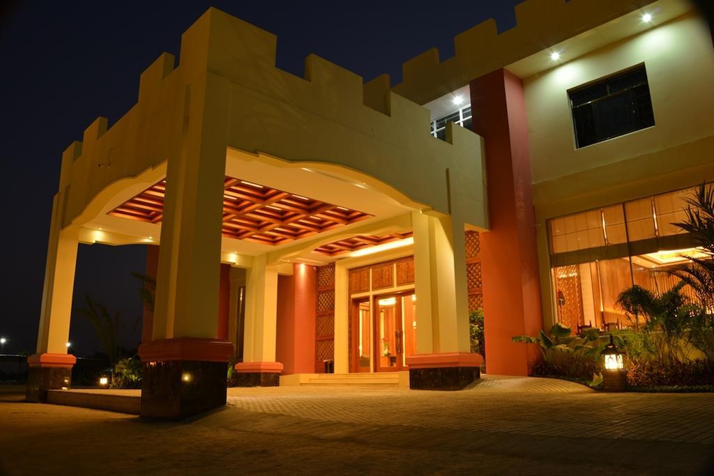 Great Wall Hotel - Nay Pyi Taw Oattara Thiri Luaran gambar