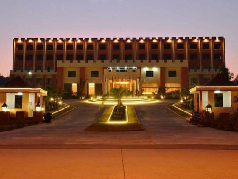 Great Wall Hotel - Nay Pyi Taw Oattara Thiri Luaran gambar
